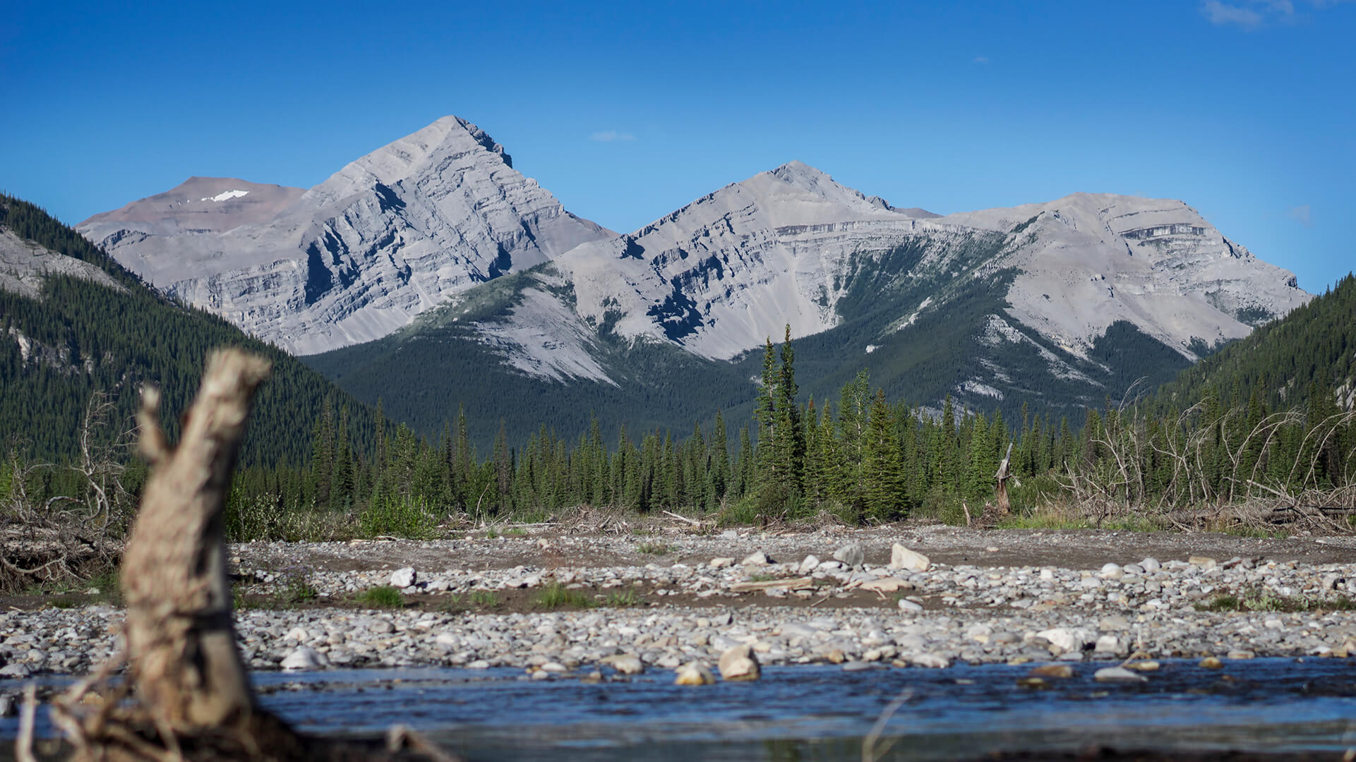 Peak Advisory - Photo of Mount Glasgow in Alberta by David Wakely